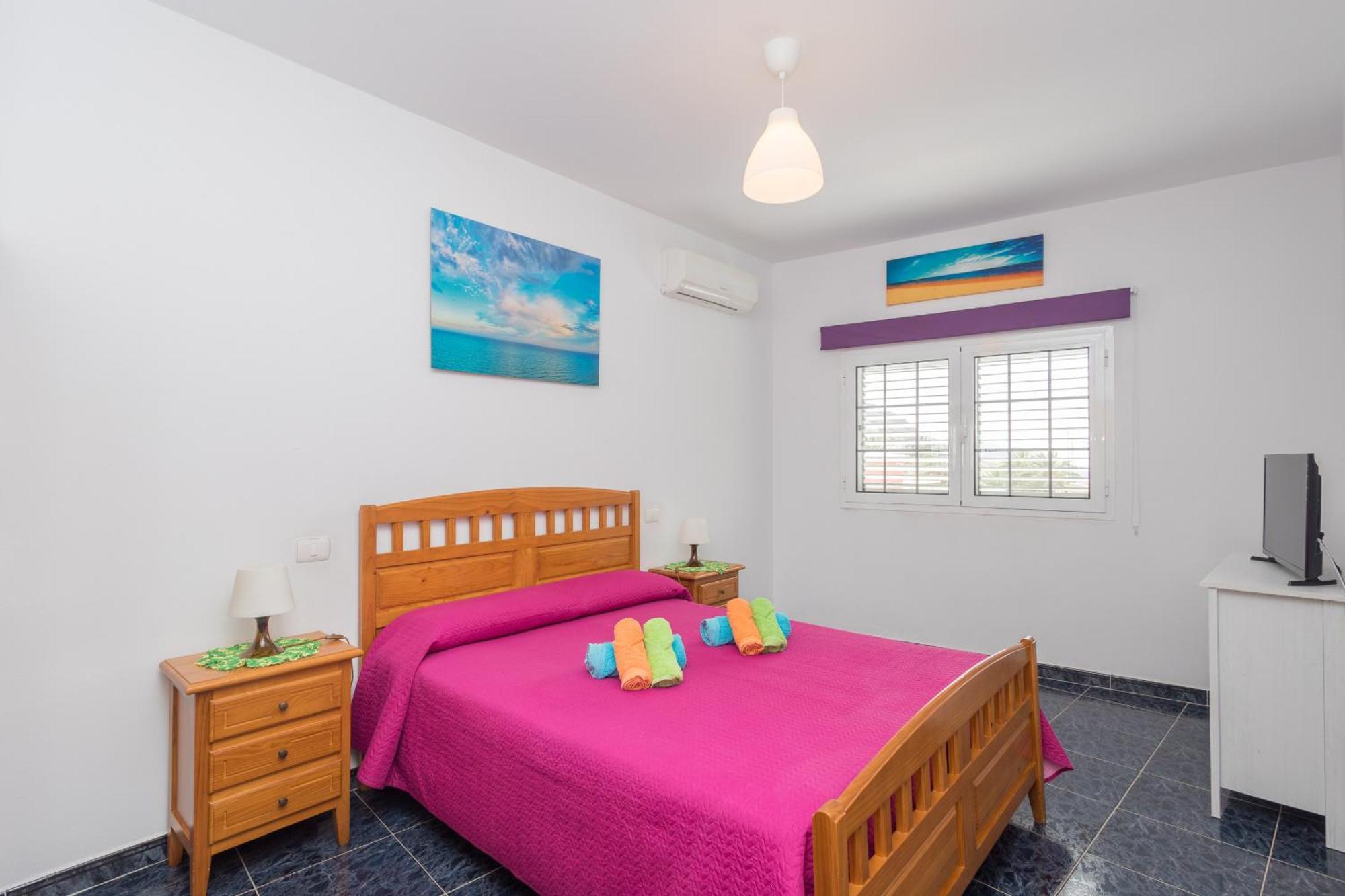 Lightbooking Gadi House Tasarte Terraza Y Barbacoa Exterior photo
